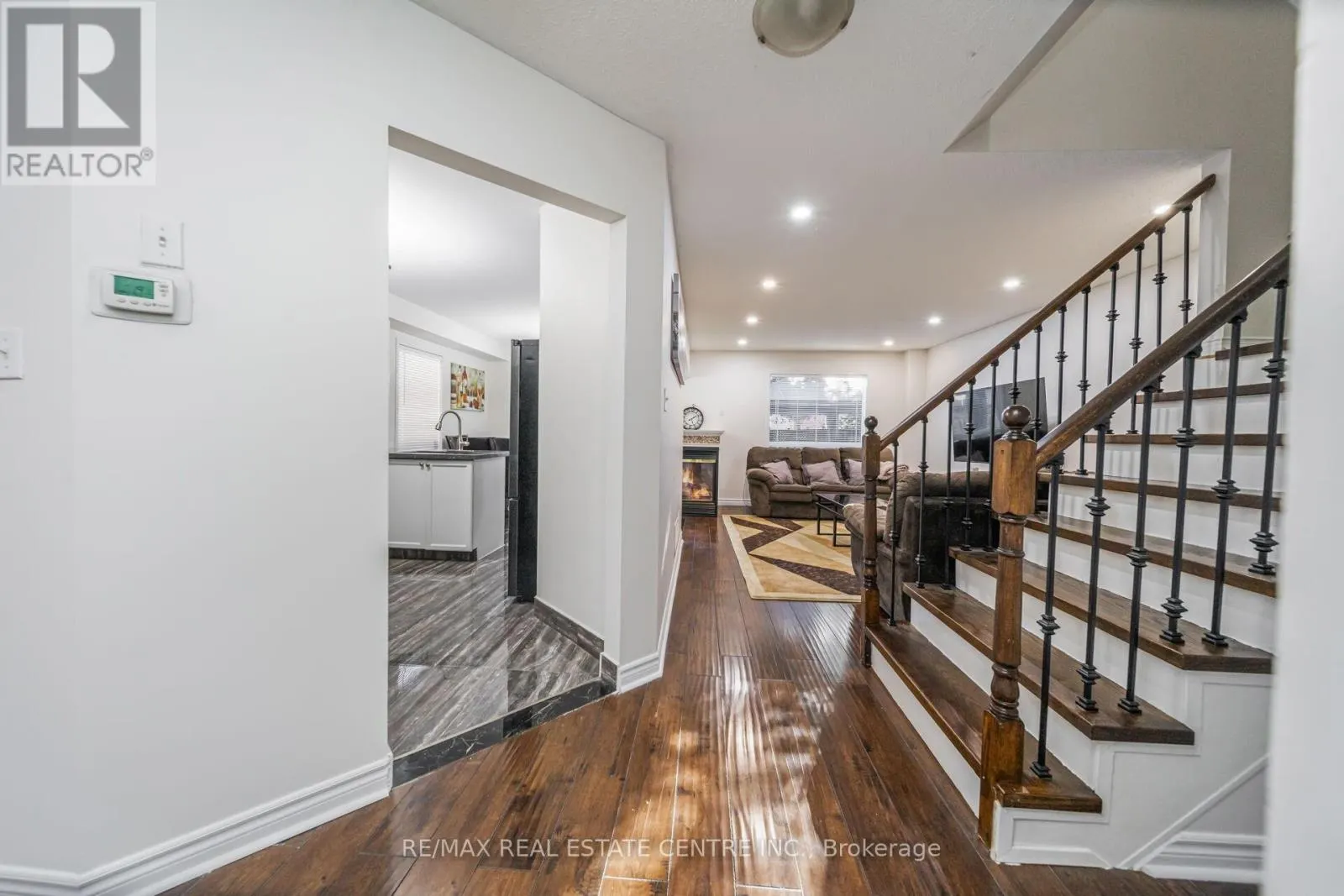 30 FLORENCE DRIVE