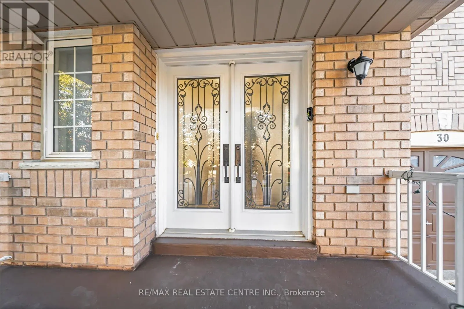 30 FLORENCE DRIVE