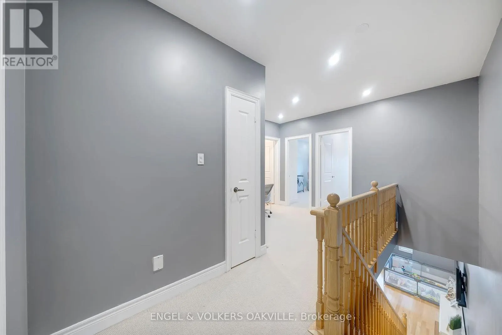 38 - 9141 DERRY ROAD