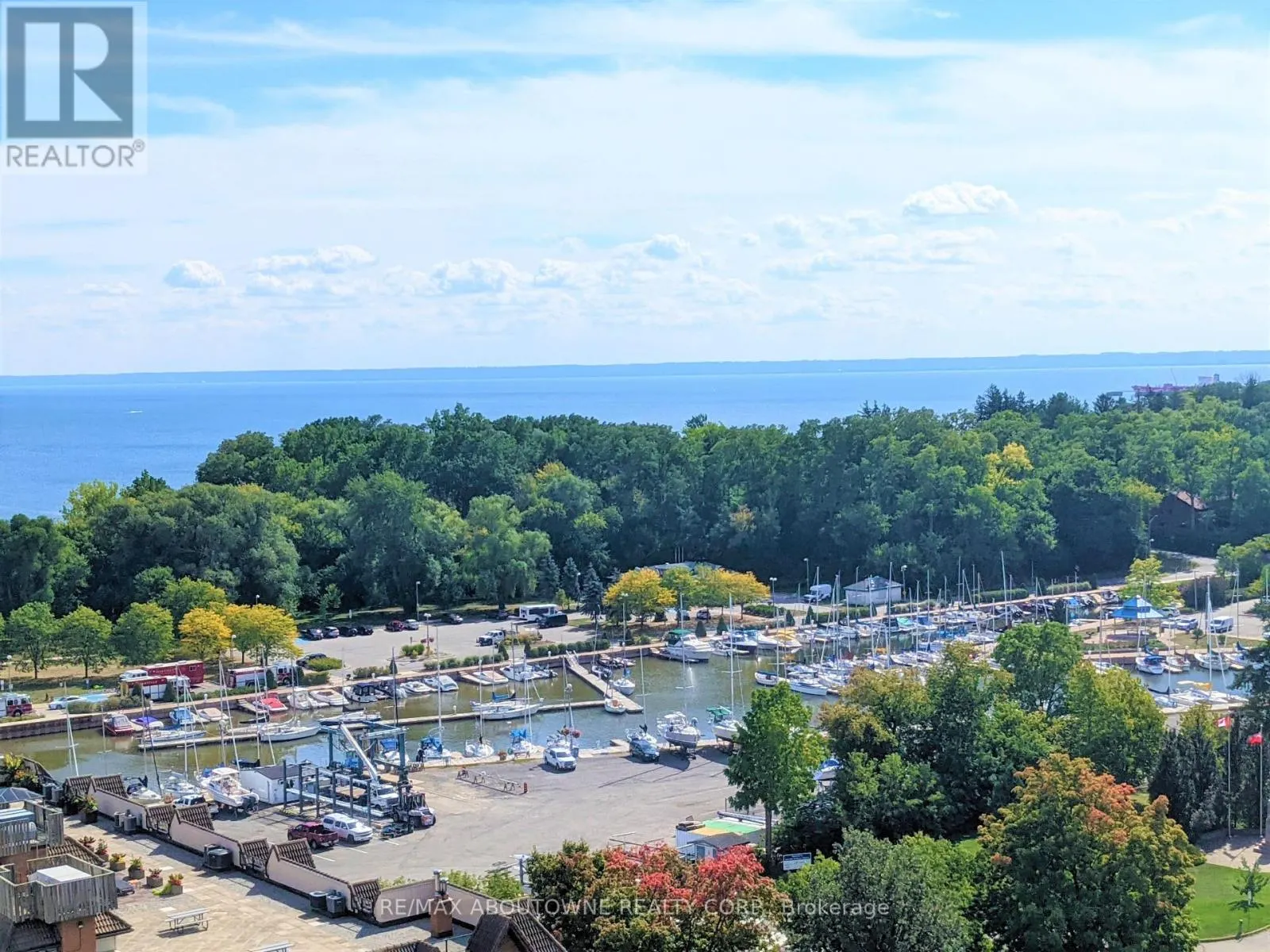 A1004 - 125 BRONTE ROAD