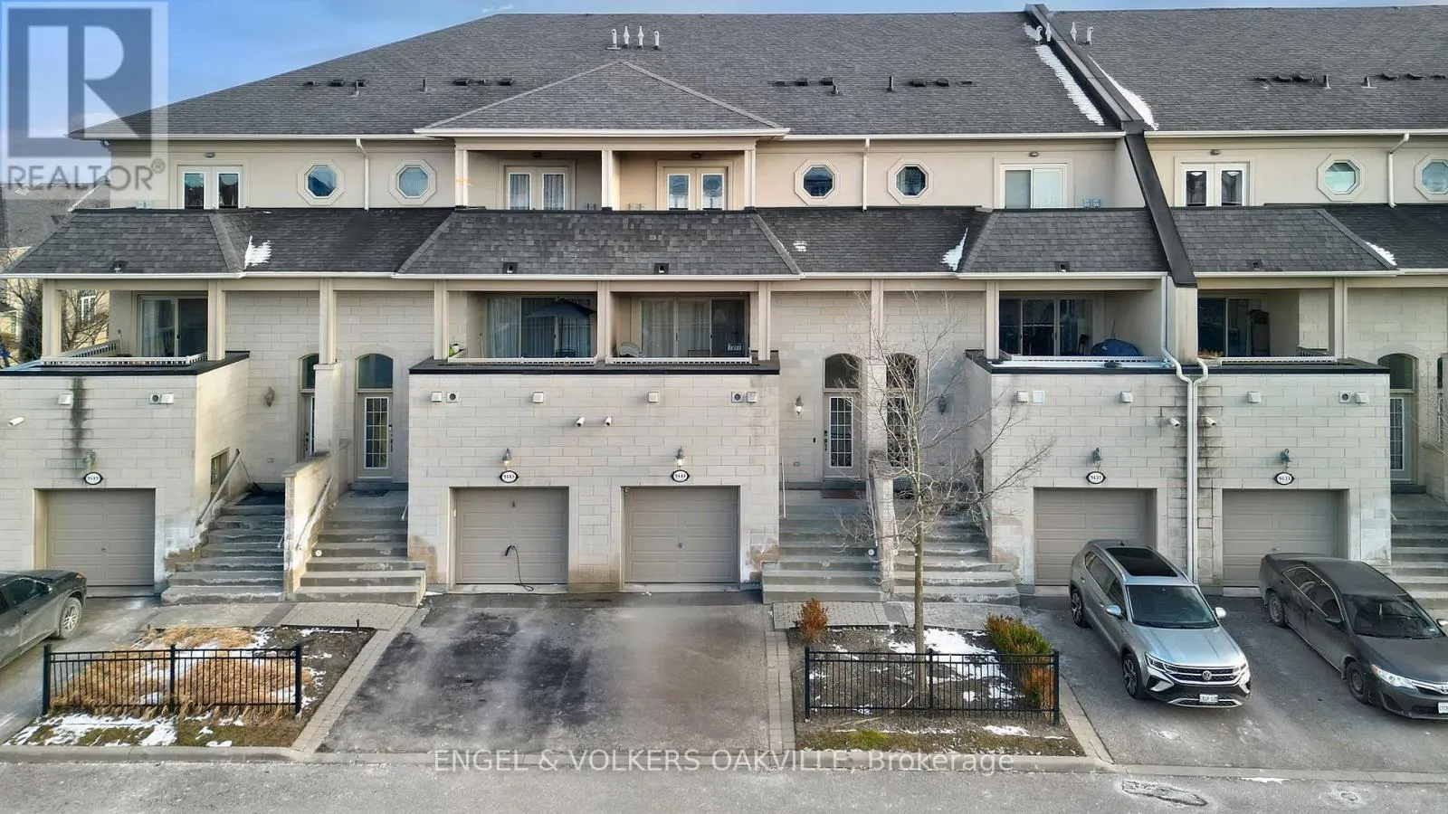 38 - 9141 DERRY ROAD