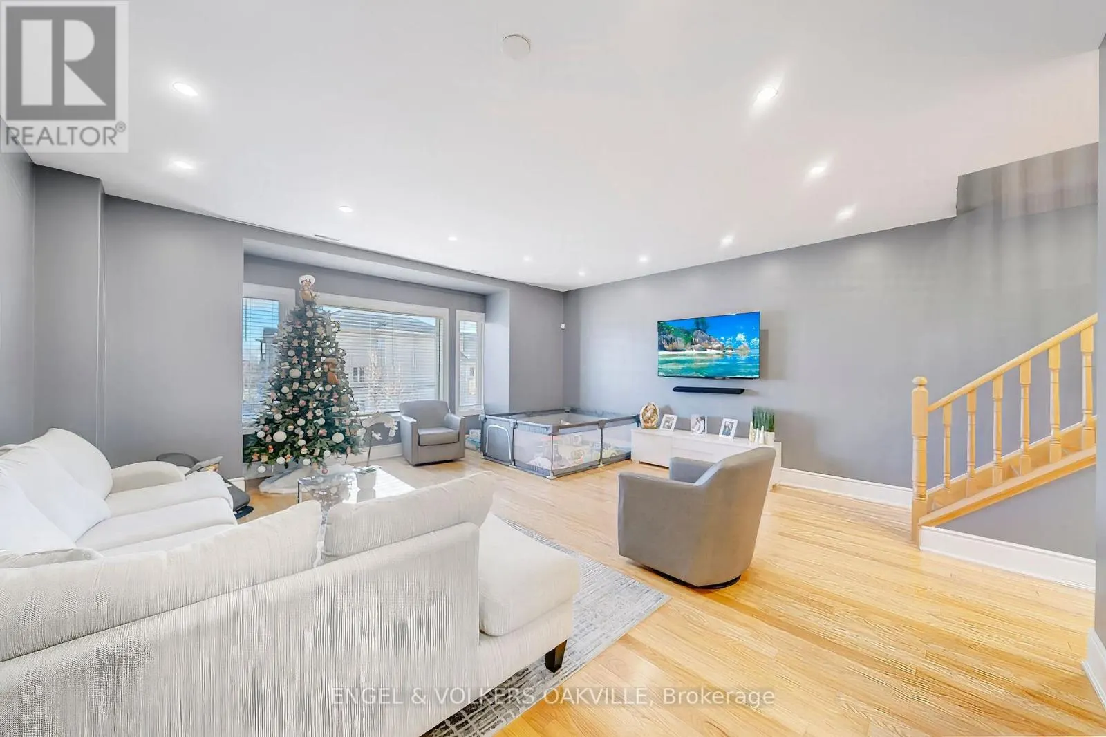38 - 9141 DERRY ROAD