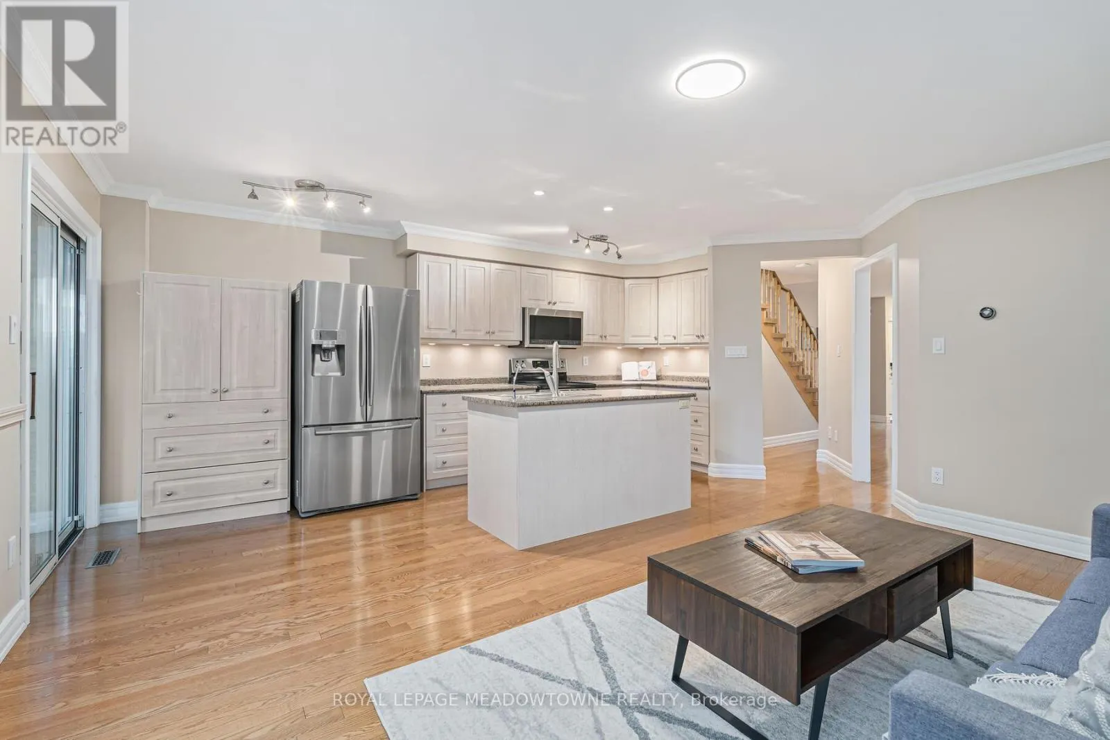 44 JAMES YOUNG DRIVE