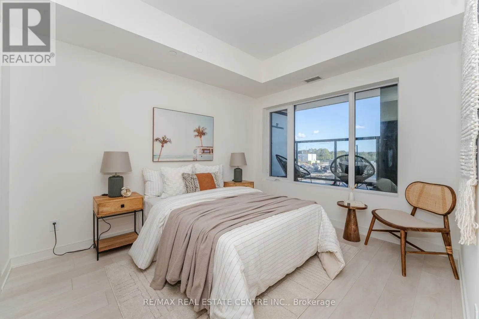 201 - 8010 DERRY ROAD
