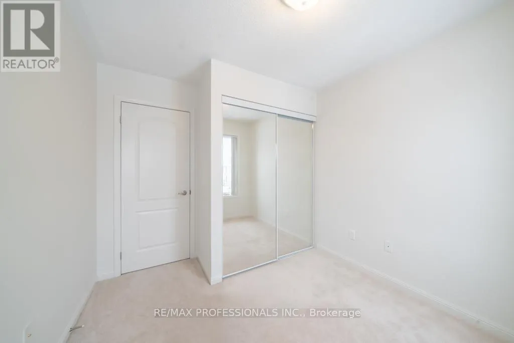 7 - 3135 BOXFORD CRESCENT