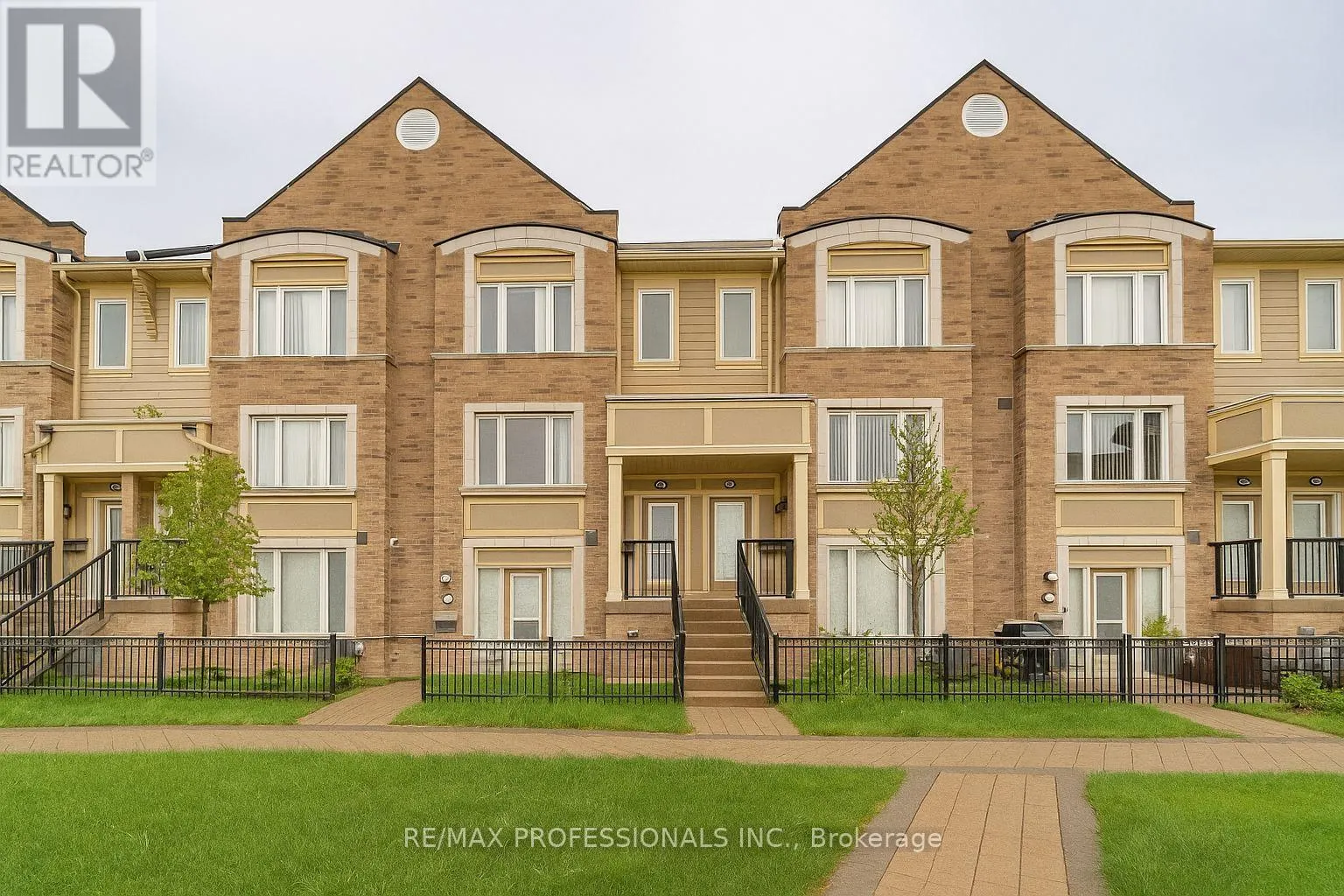 7 - 3135 BOXFORD CRESCENT