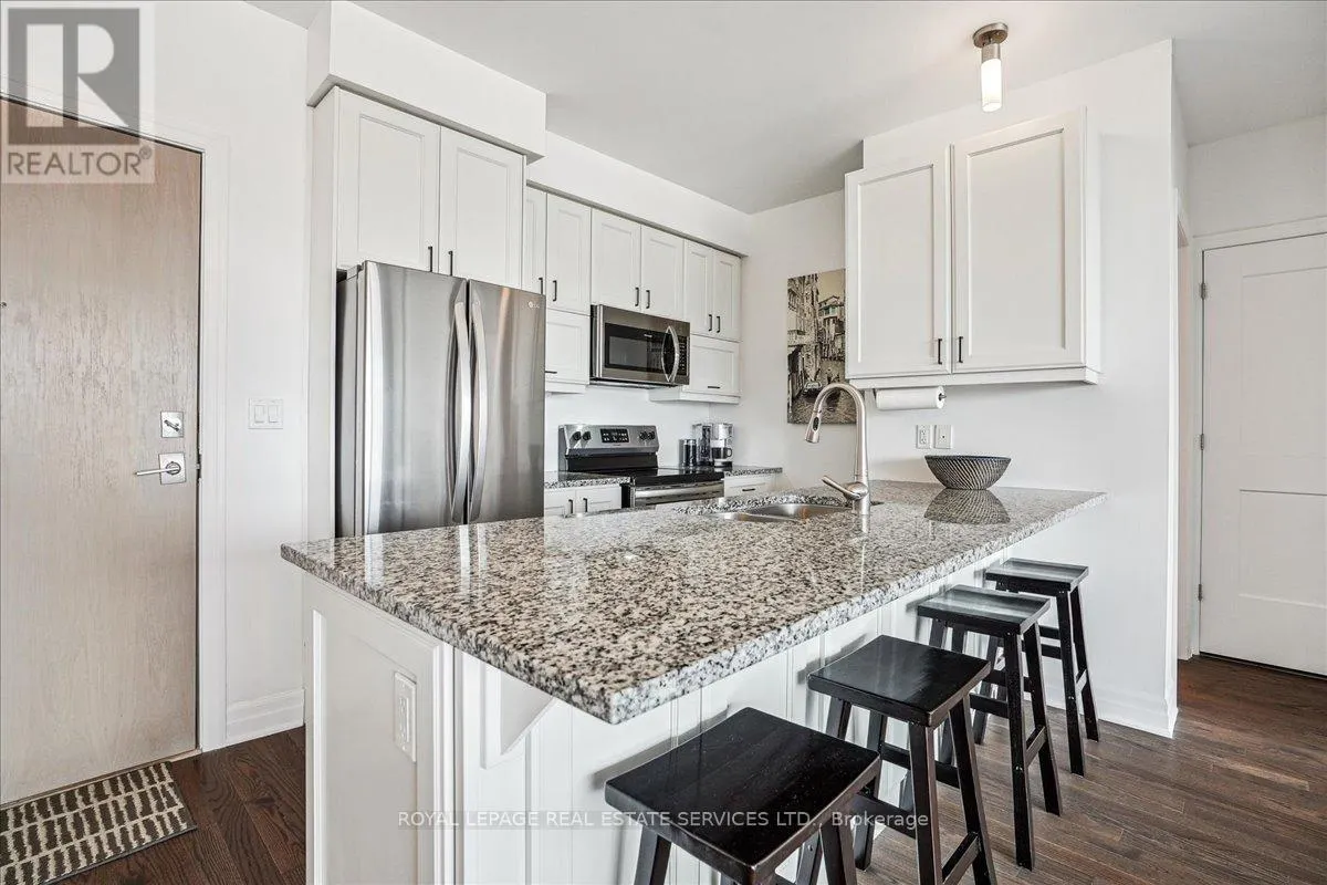 105 - 3028 CREEKSHORE COMMON