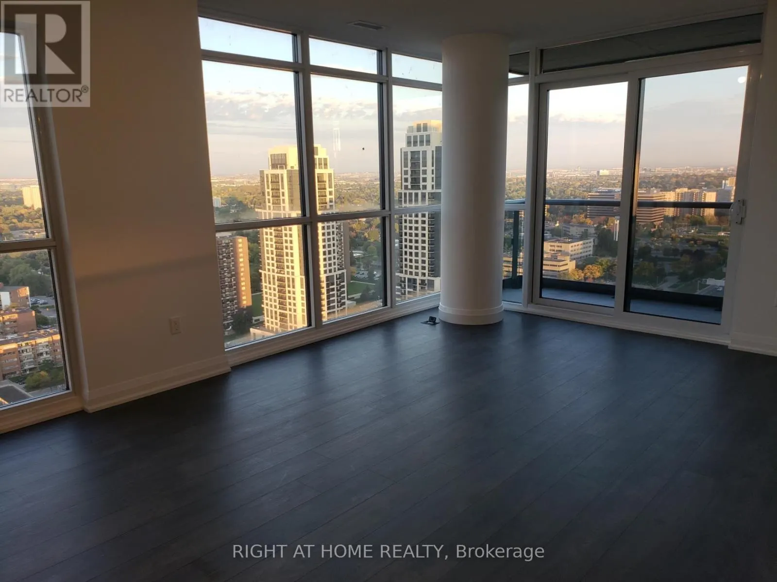 3002 - 30 GIBBS ROAD