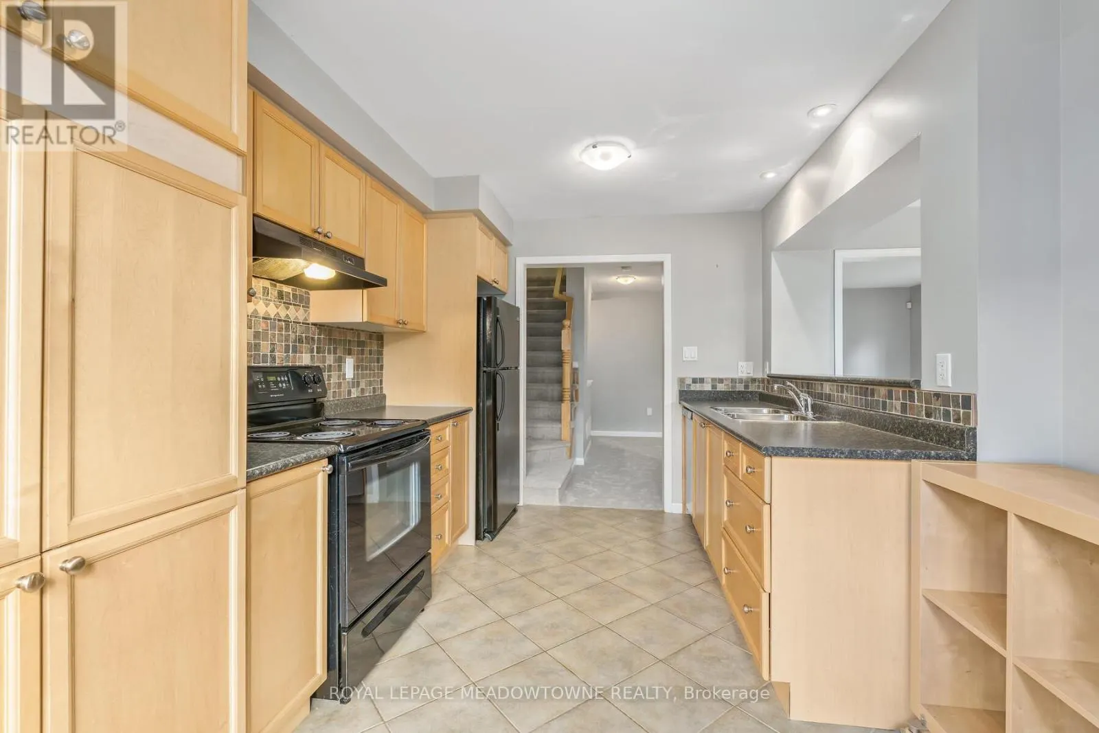 629 FRANK PLACE
