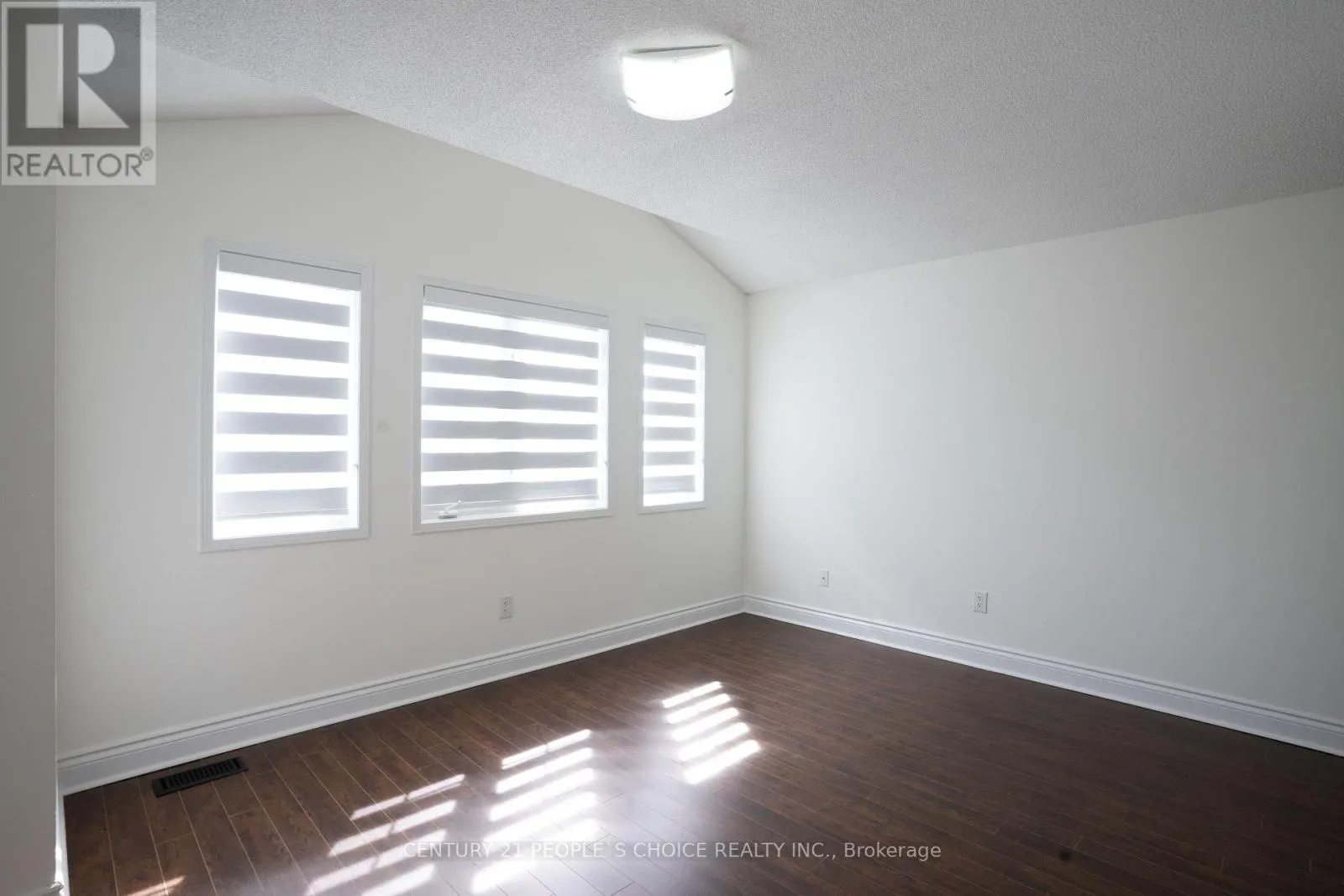 111 BRISDALE DRIVE