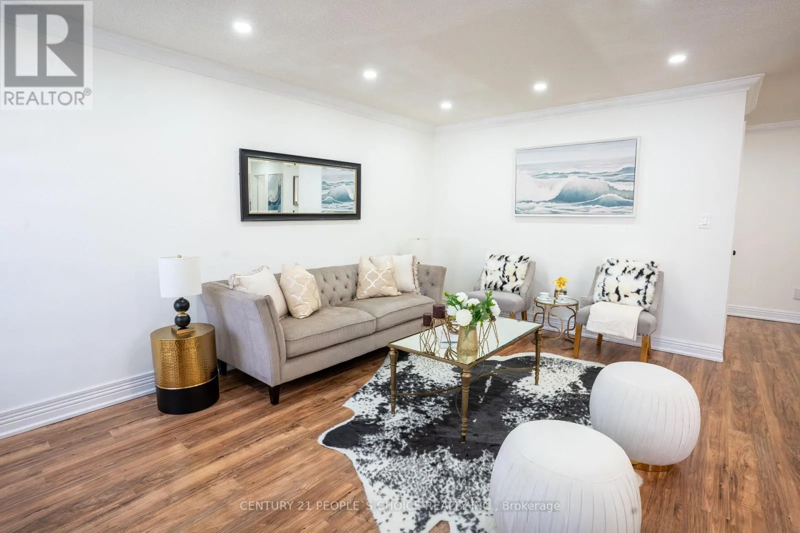111 BRISDALE DRIVE
