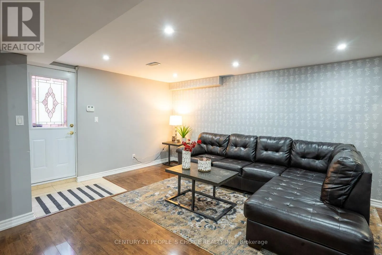 111 BRISDALE DRIVE
