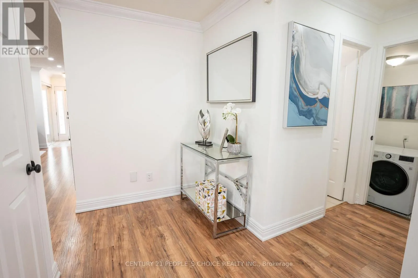 111 BRISDALE DRIVE