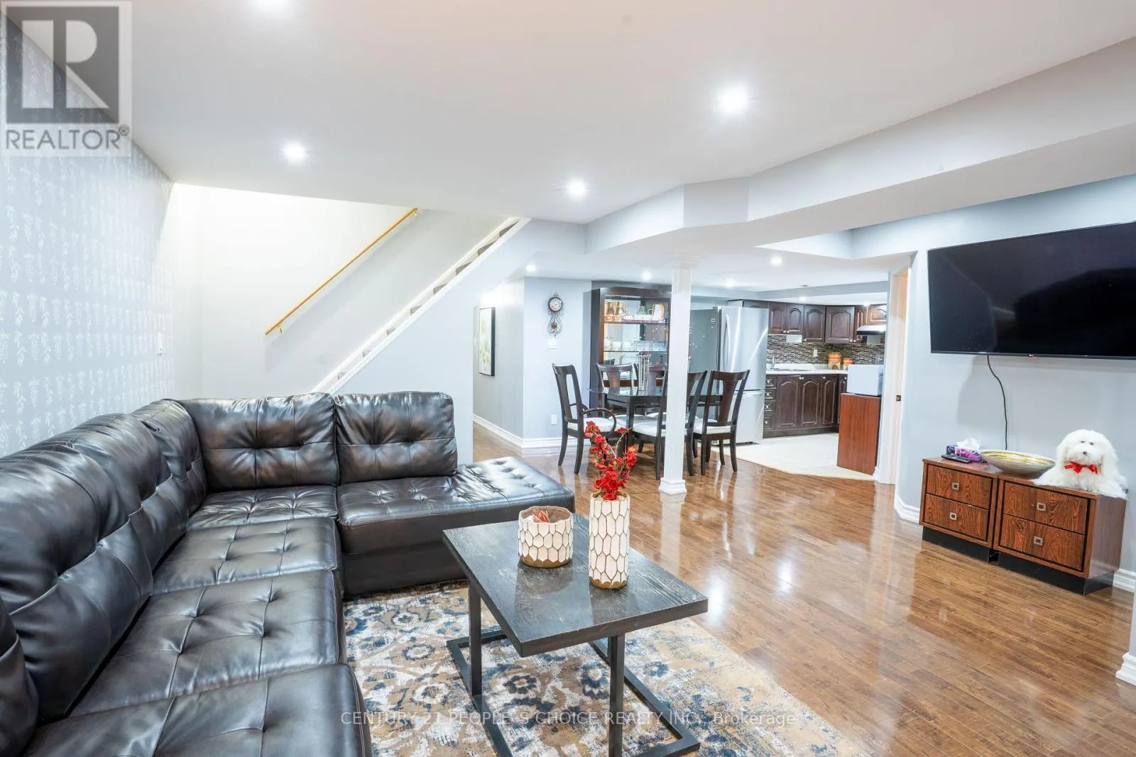 111 BRISDALE DRIVE