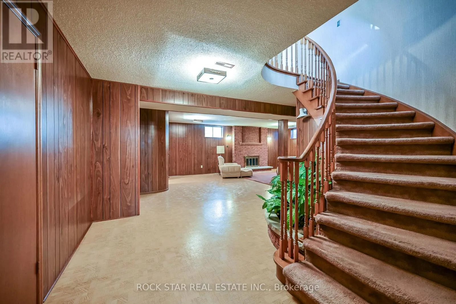 321 CREELMAN ROAD