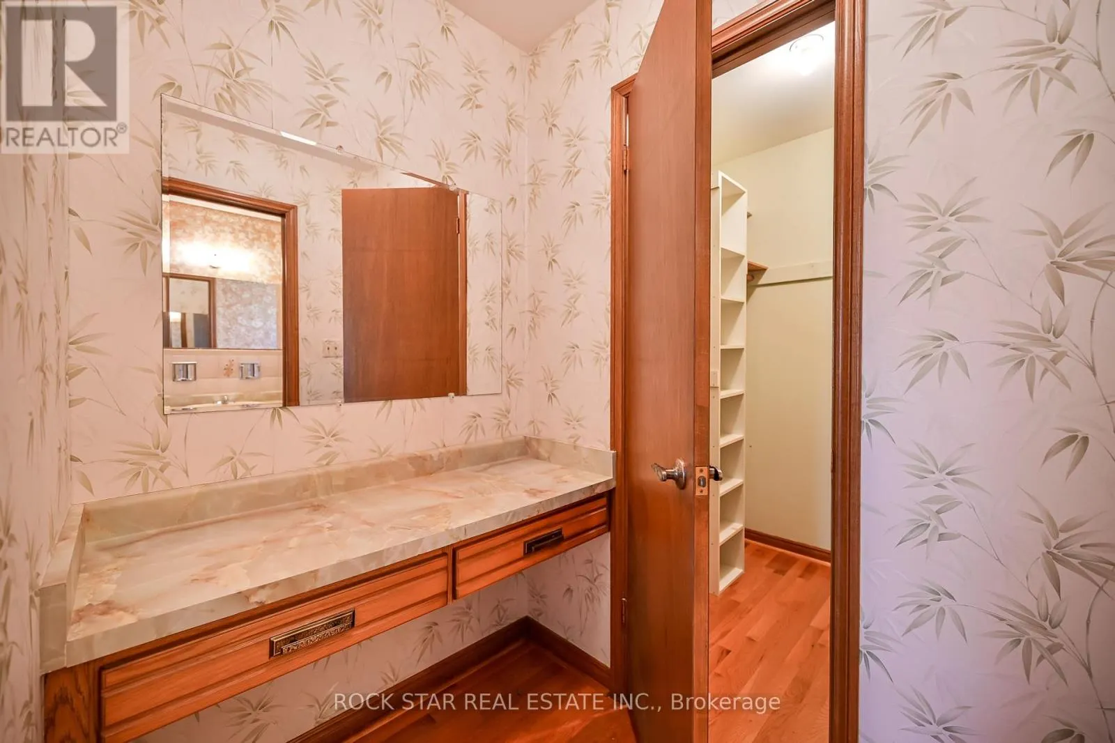 321 CREELMAN ROAD