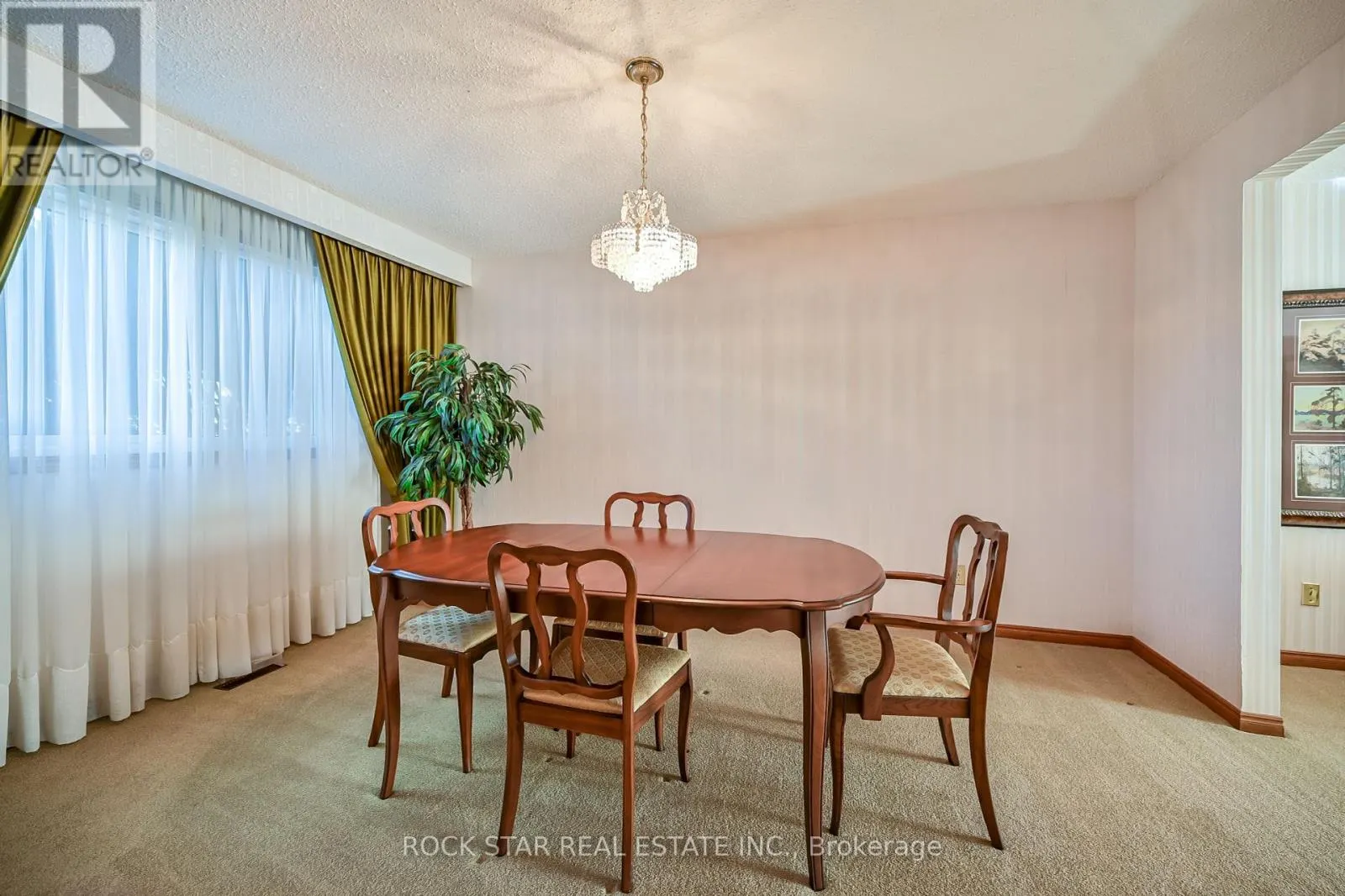 321 CREELMAN ROAD