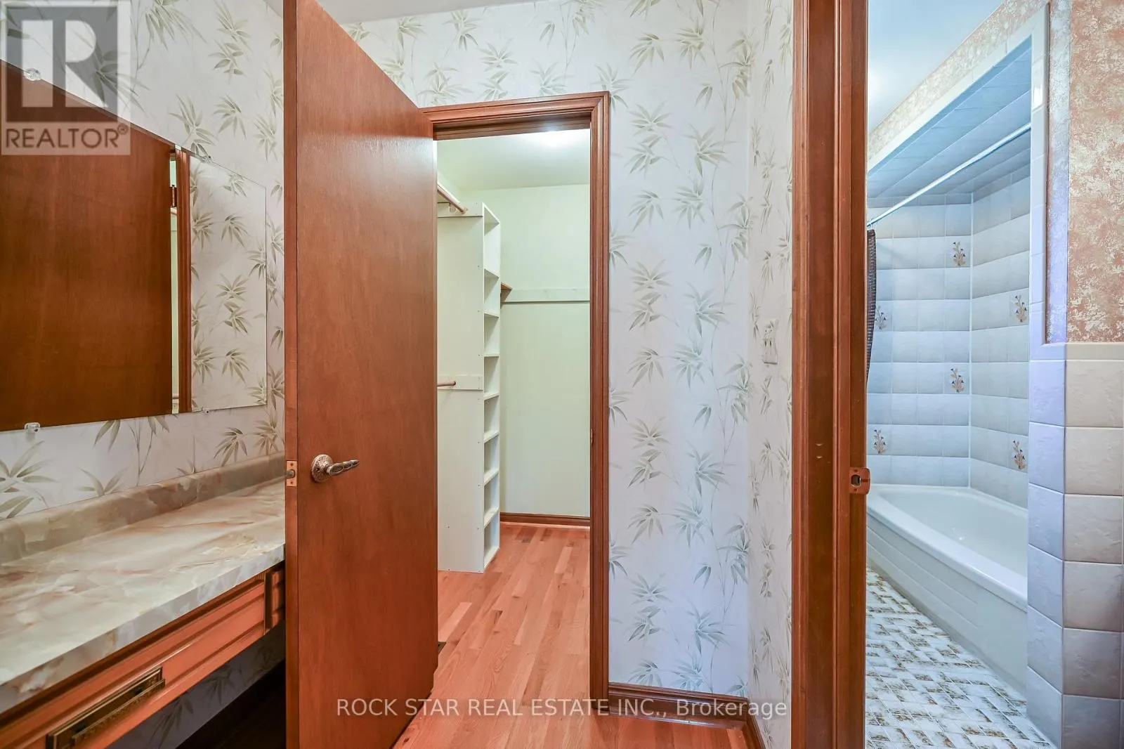 321 CREELMAN ROAD