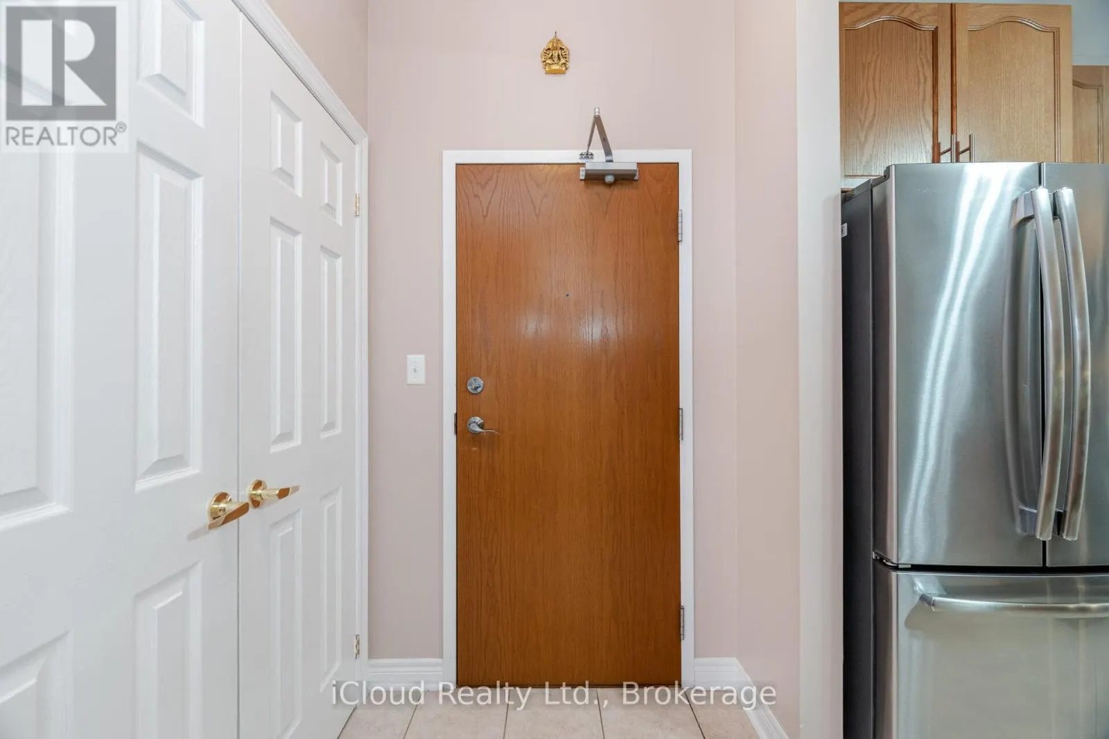 408 - 443 CENTENNIAL FOREST DRIVE