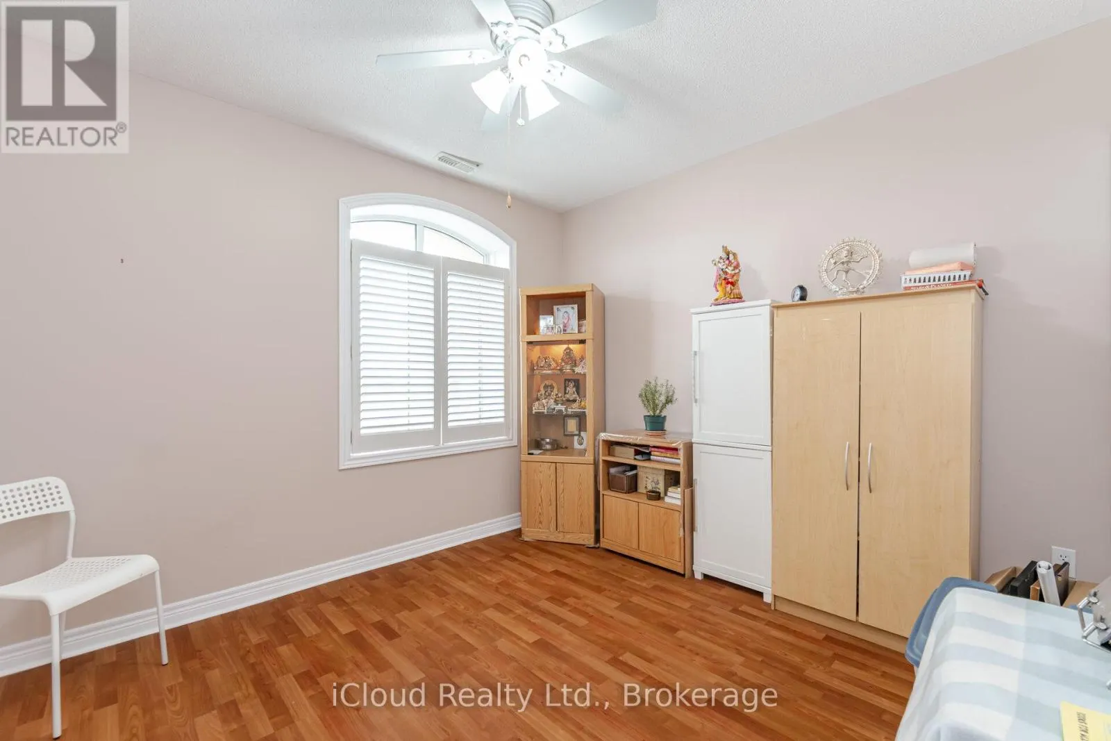 408 - 443 CENTENNIAL FOREST DRIVE