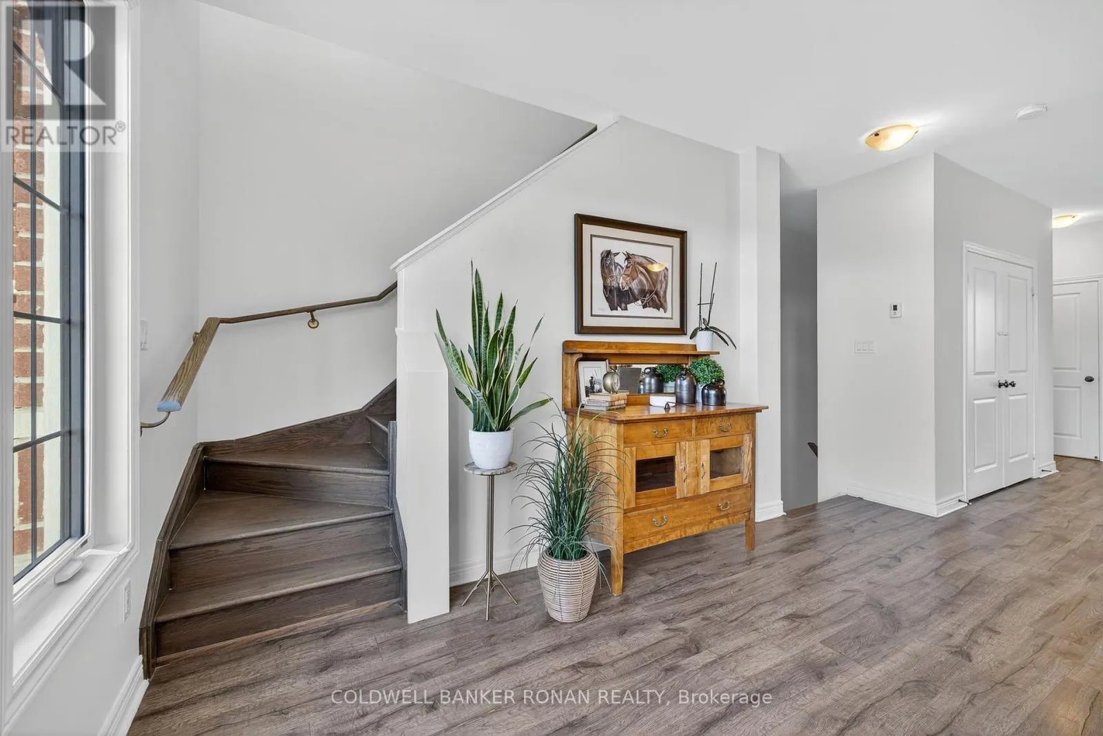 10 MCCARDY COURT