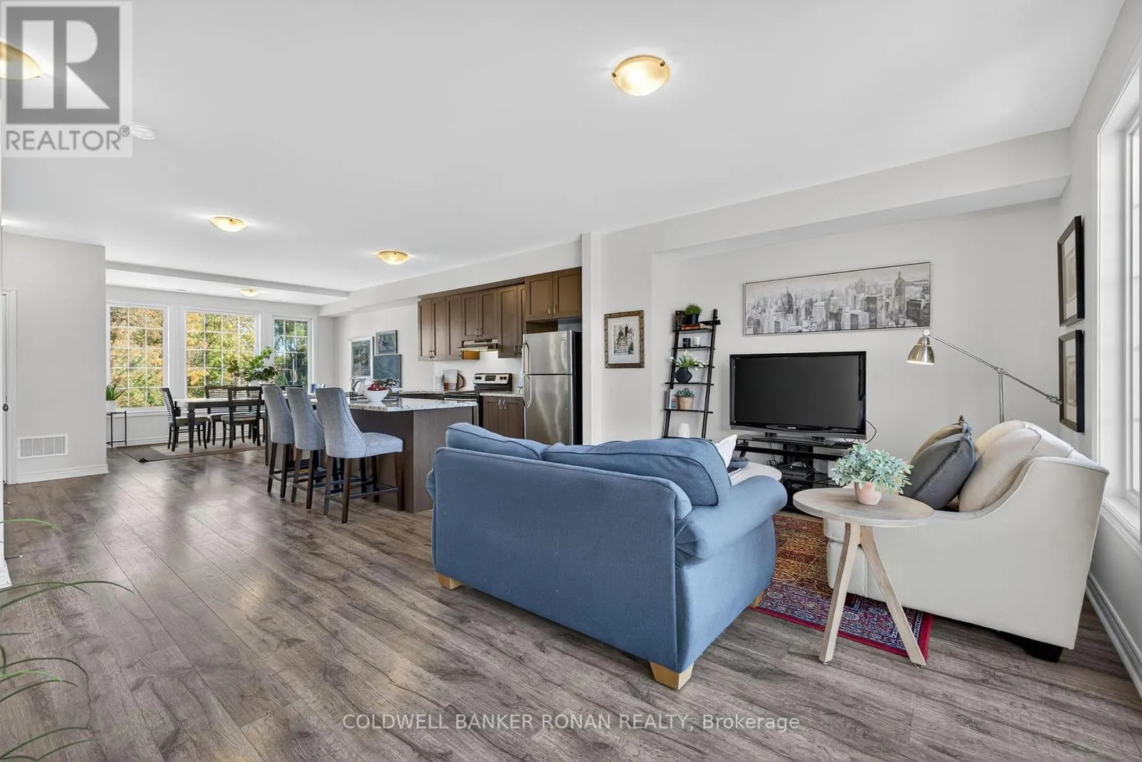 10 MCCARDY COURT