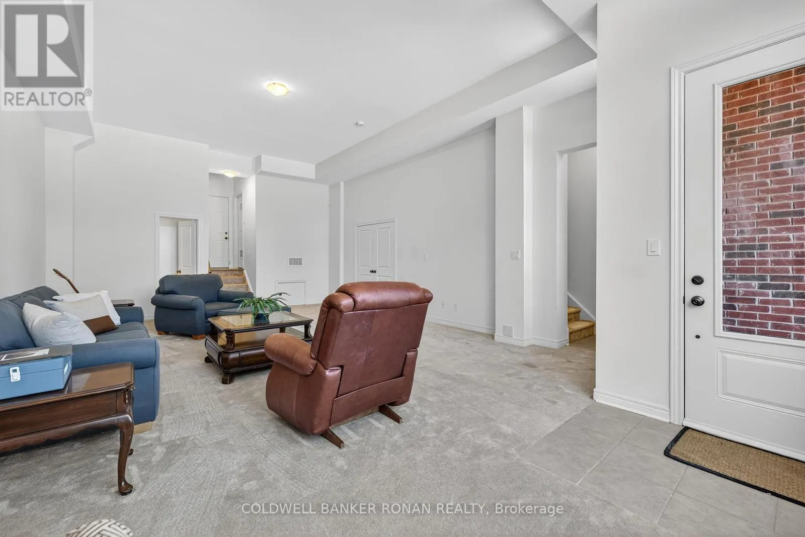 10 MCCARDY COURT
