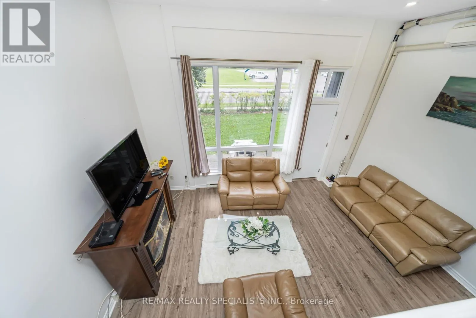 20 DARRAS COURT