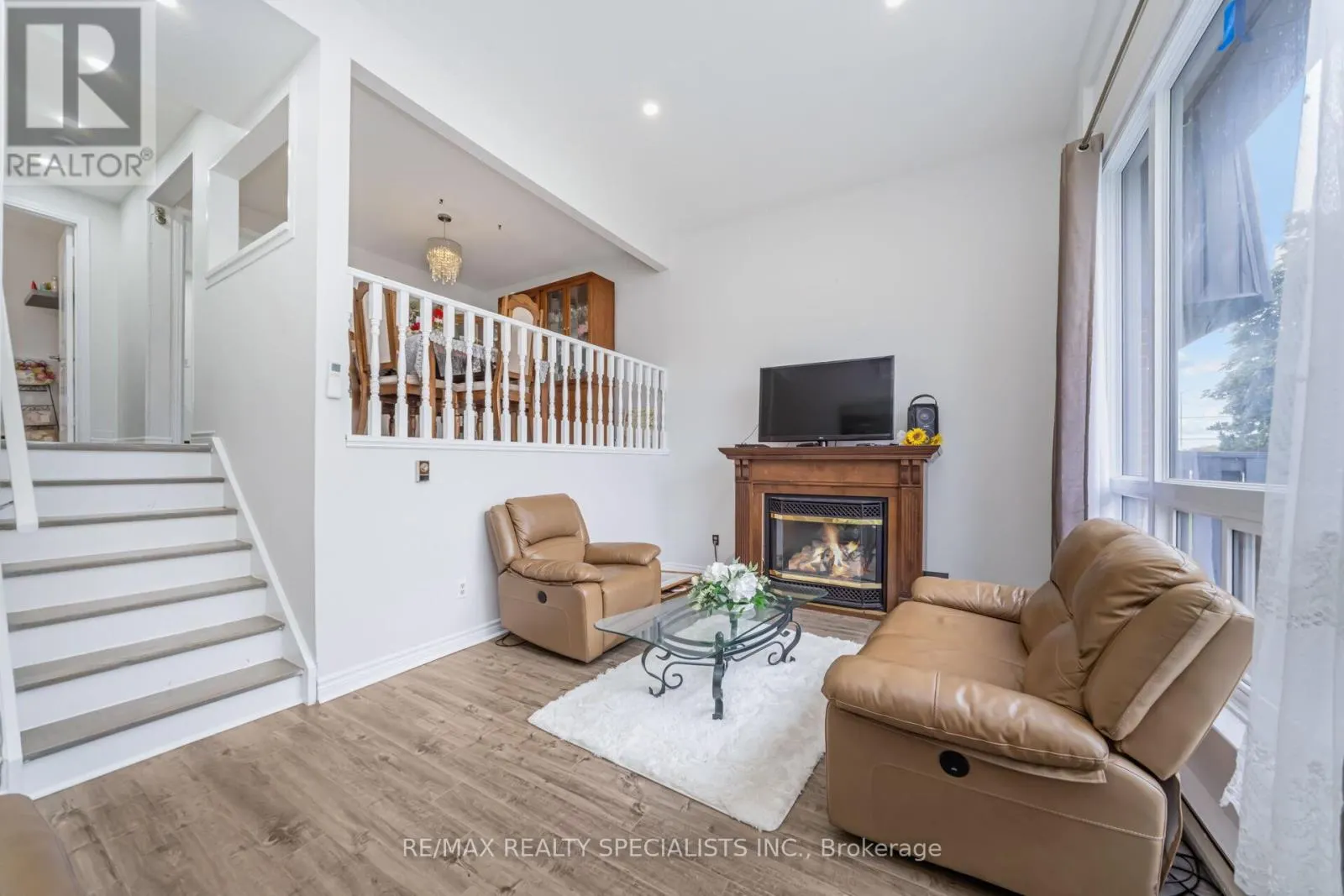 20 DARRAS COURT
