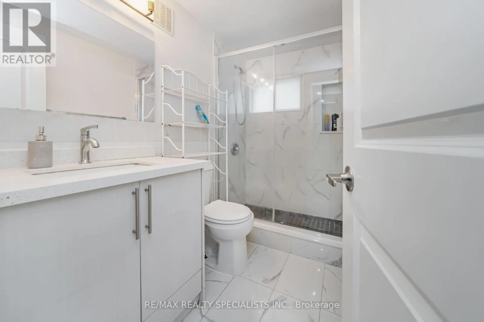 20 DARRAS COURT