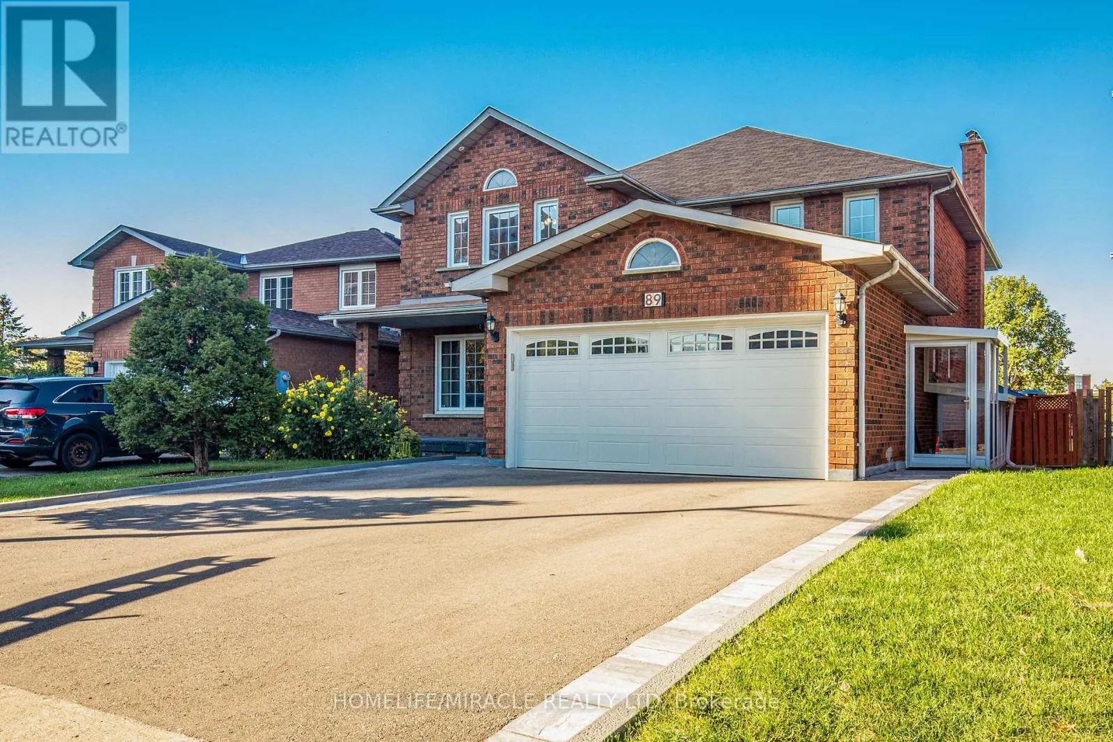 89 WOODLOT CRESCENT