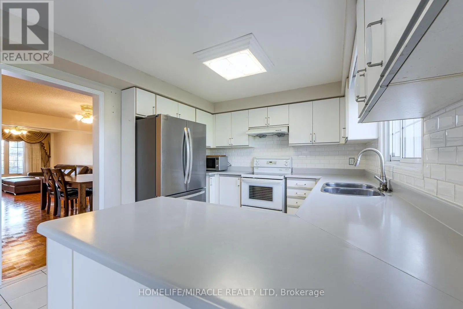 89 WOODLOT CRESCENT