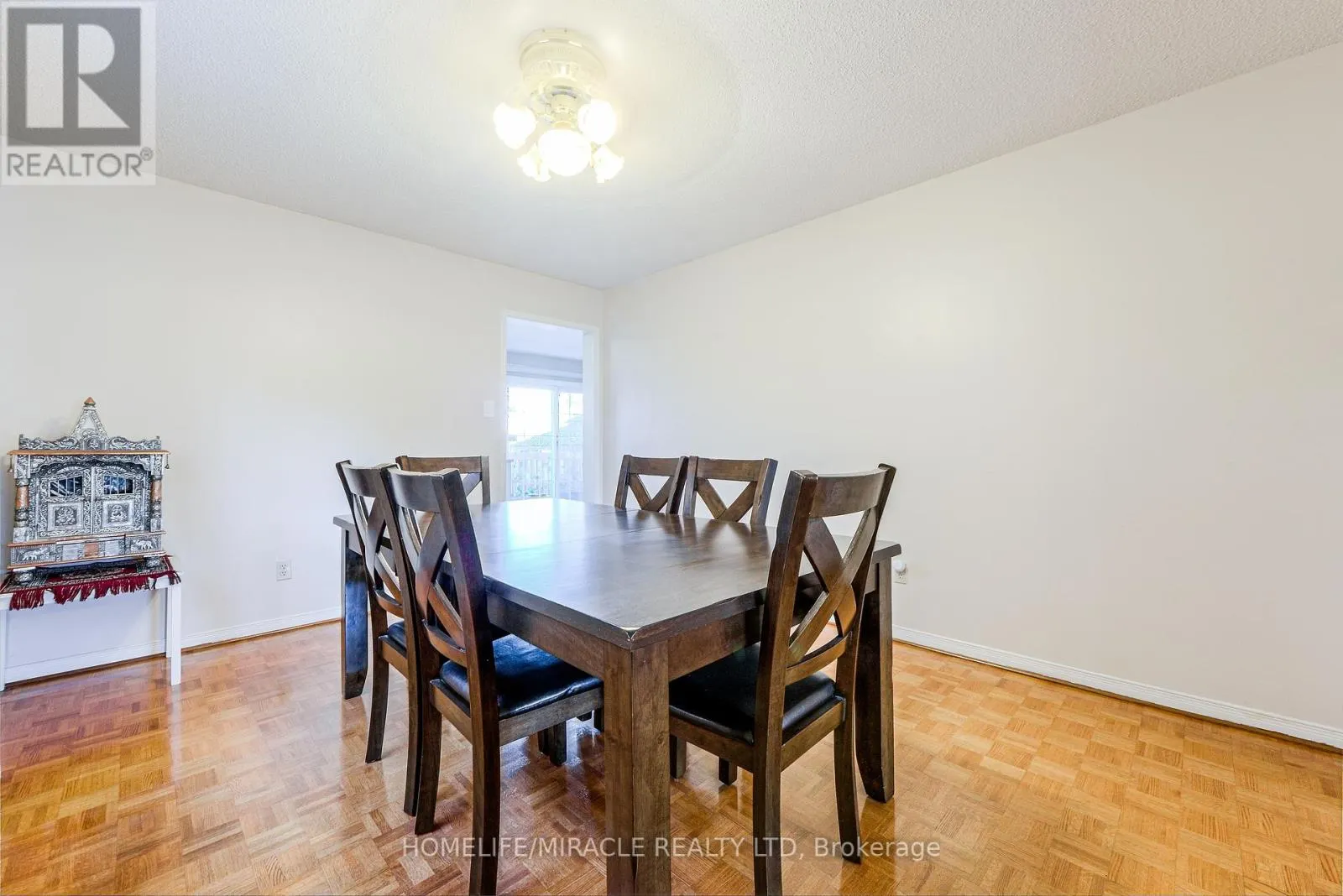 89 WOODLOT CRESCENT