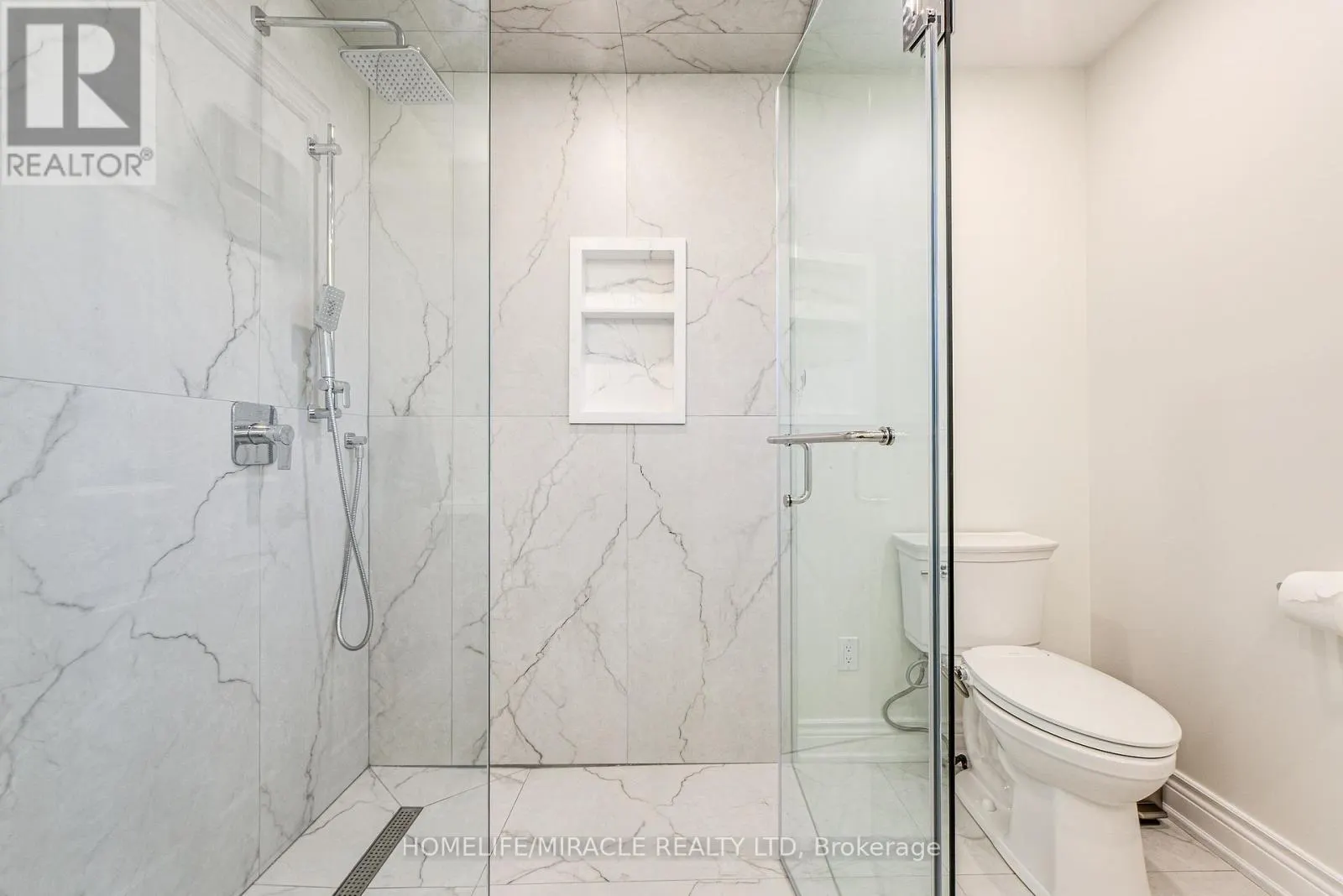 89 WOODLOT CRESCENT