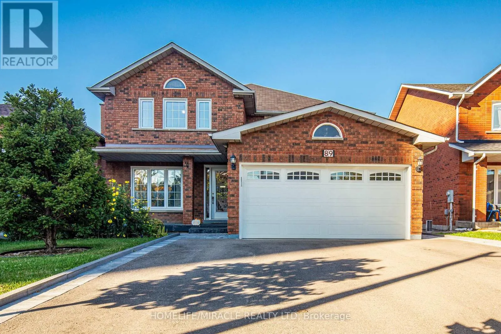 89 WOODLOT CRESCENT