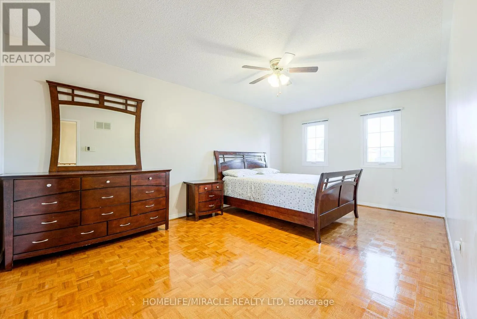 89 WOODLOT CRESCENT