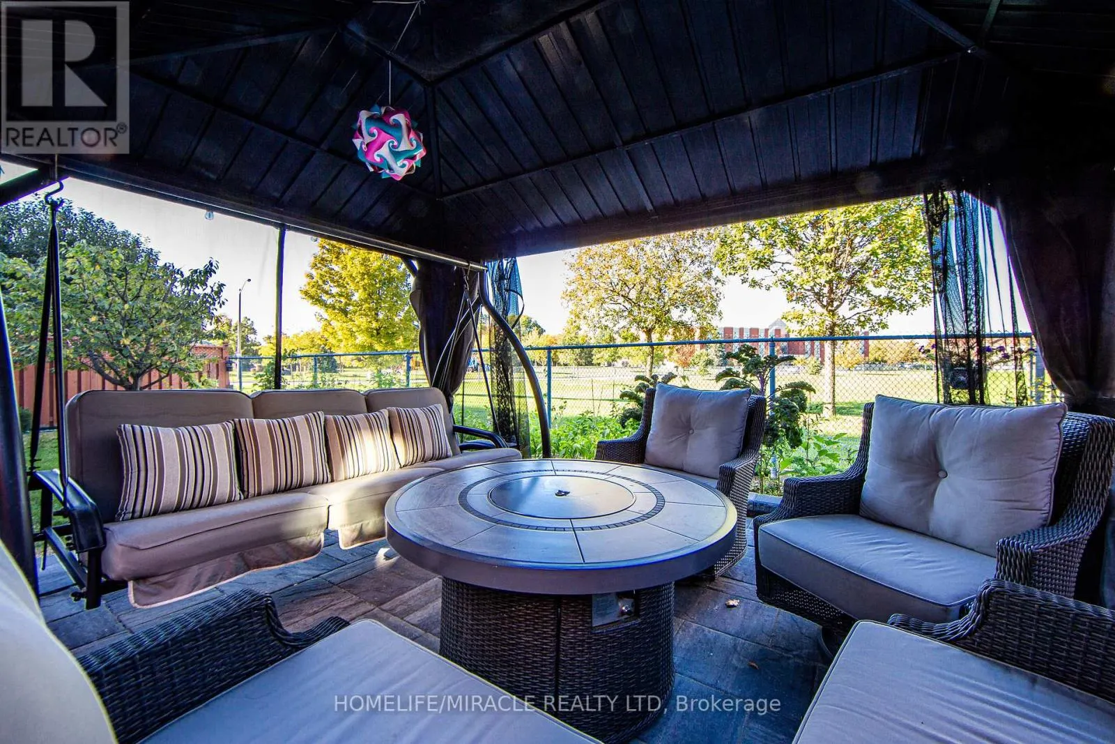 89 WOODLOT CRESCENT