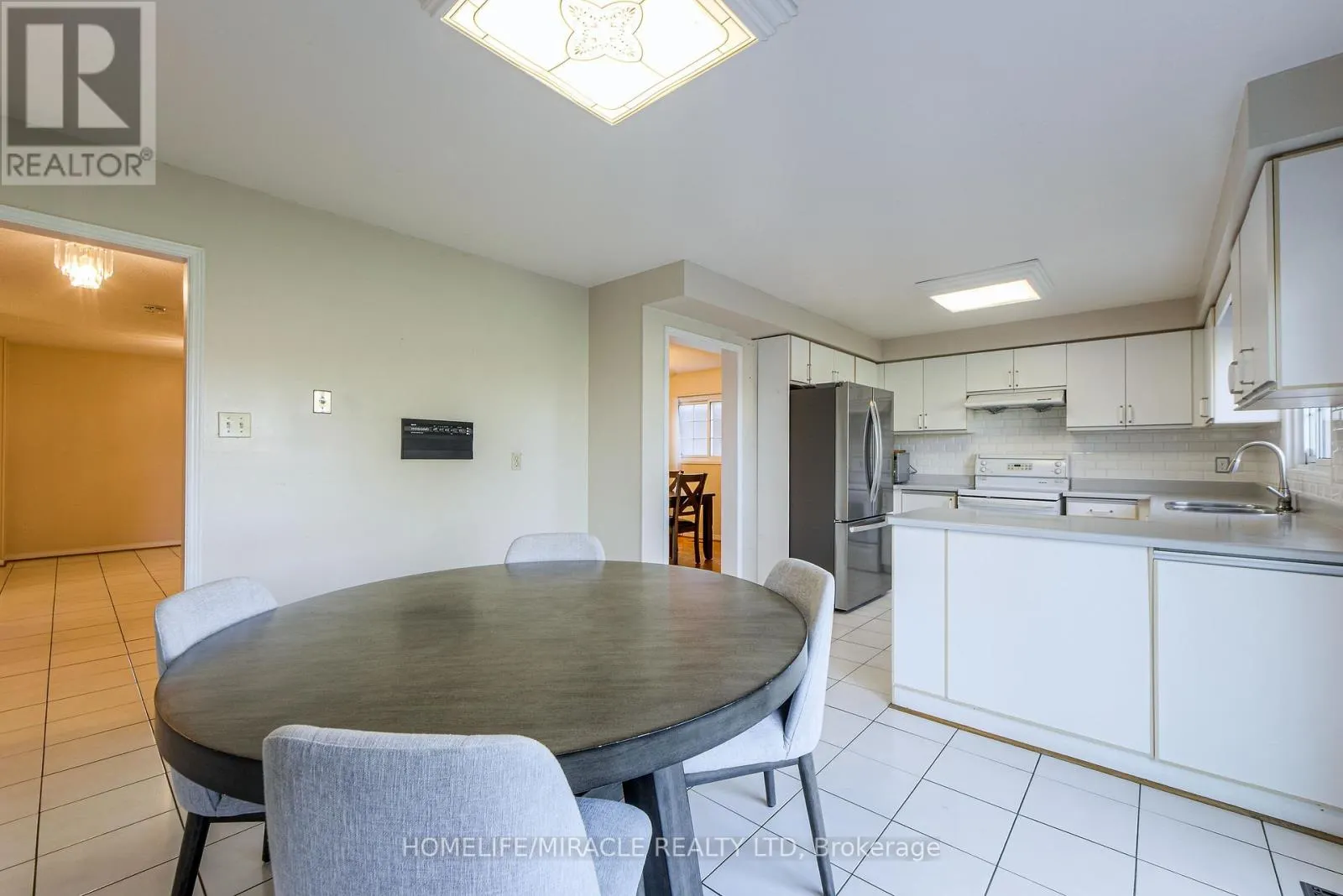 89 WOODLOT CRESCENT