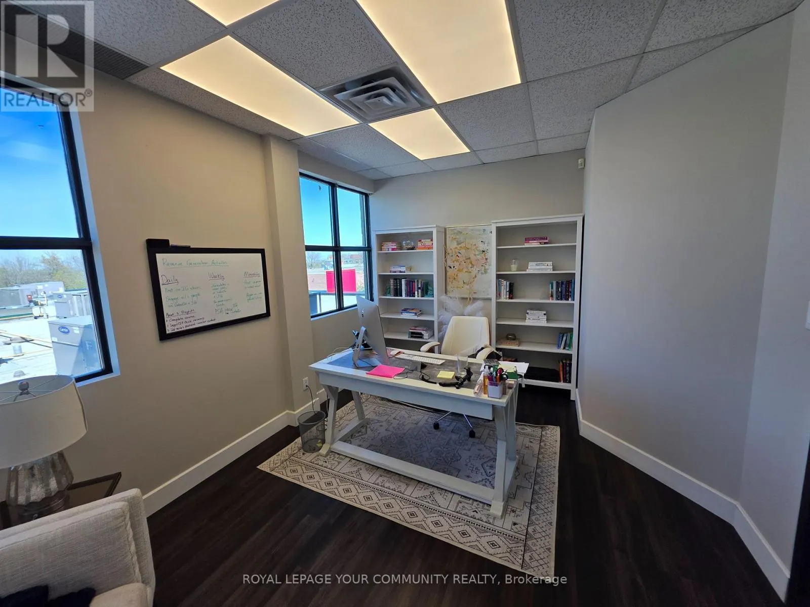 28,31-32 - 2155 DUNWIN DRIVE