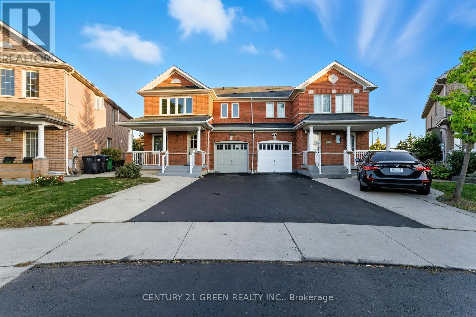 62 SAINTSBURY CRESCENT