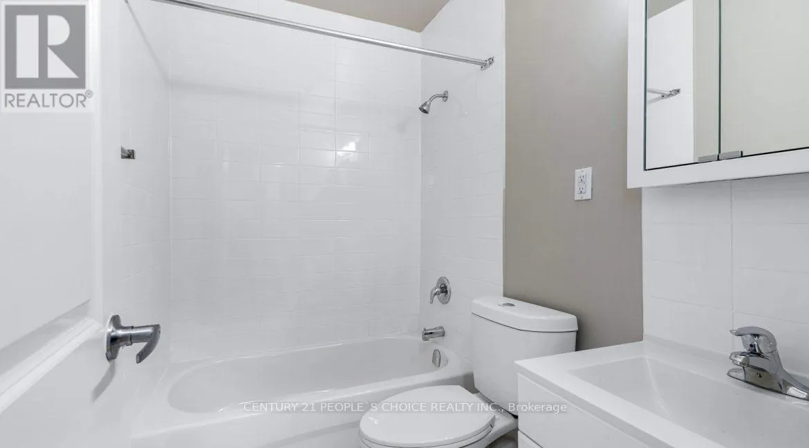 512 - 20 PAISLEY BOULEVARD W