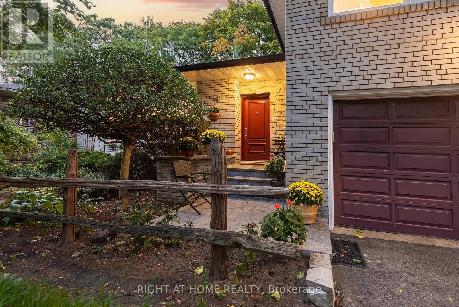 3325 ENNISKILLEN CIRCLE