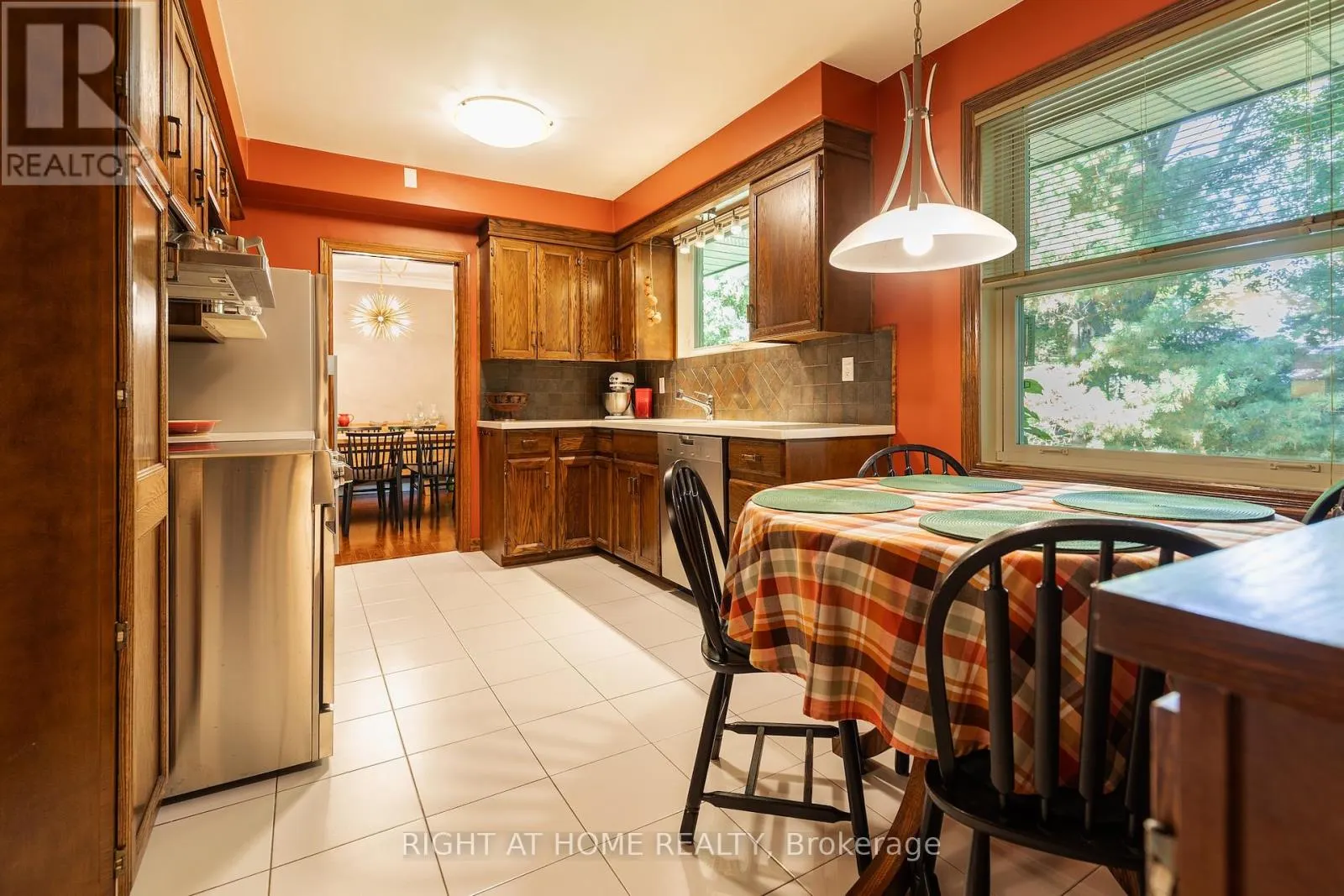 3325 ENNISKILLEN CIRCLE