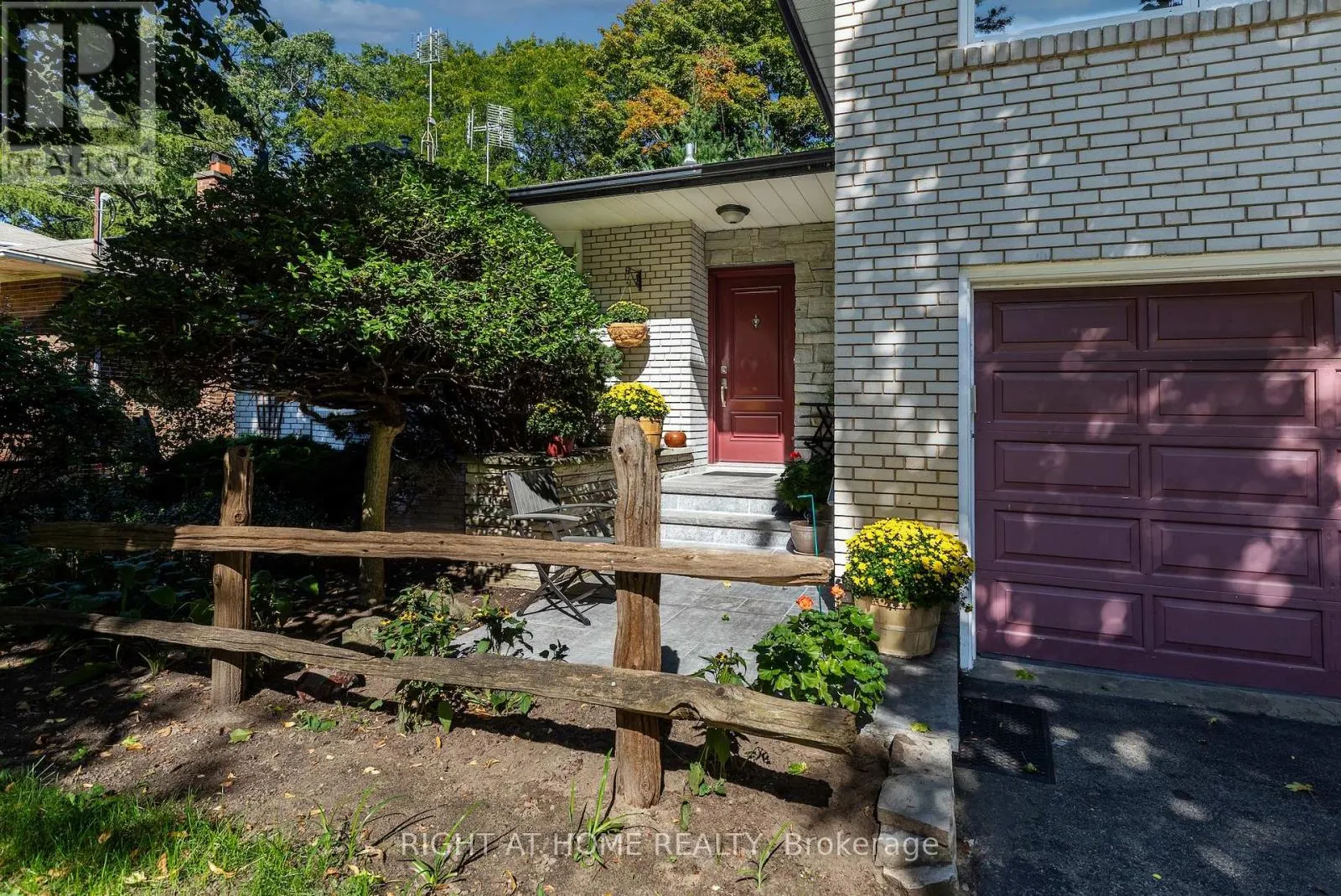 3325 ENNISKILLEN CIRCLE