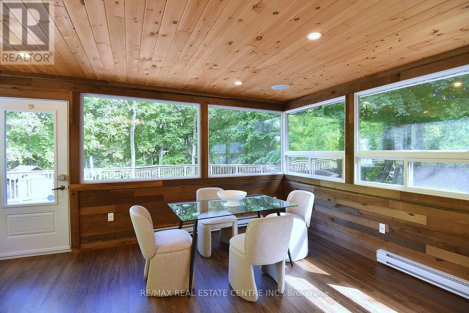 405 ERINDALE DRIVE
