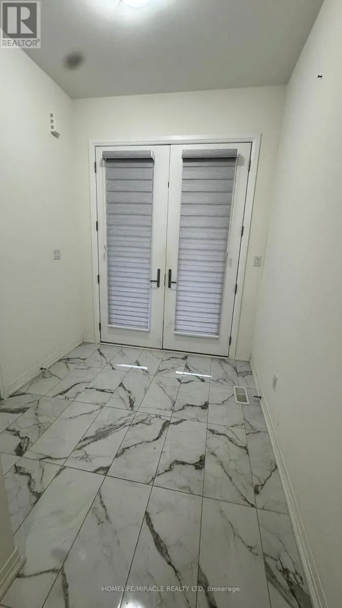 11 HAYDROP ROAD