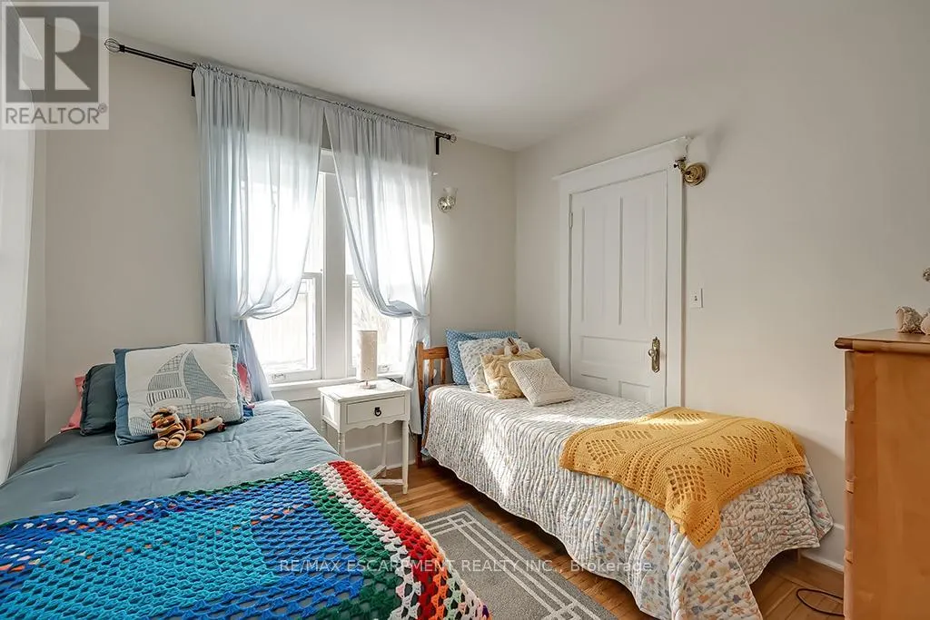 1415 LAKESHORE ROAD