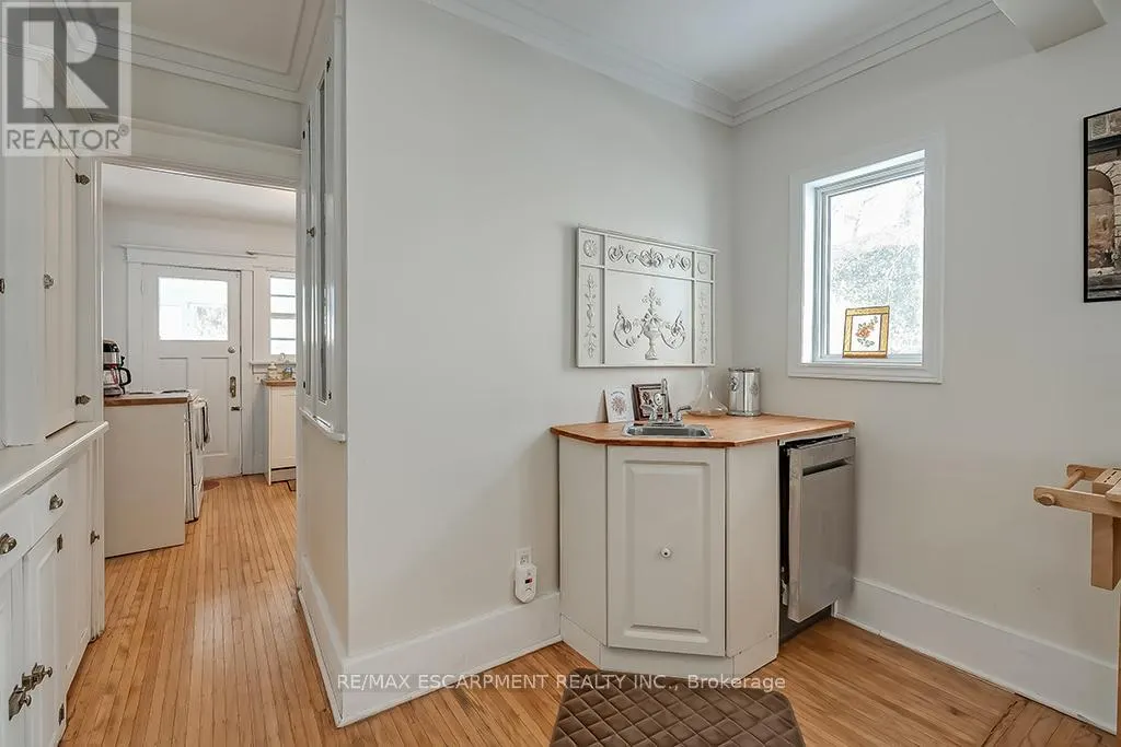 1415 LAKESHORE ROAD