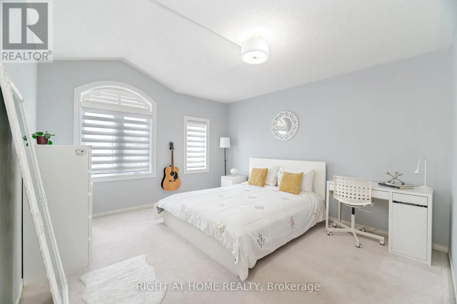 5467 BLUE SPRUCE AVENUE