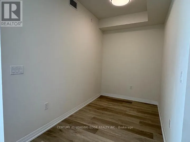 1103 - 15 WATERGARDEN DRIVE